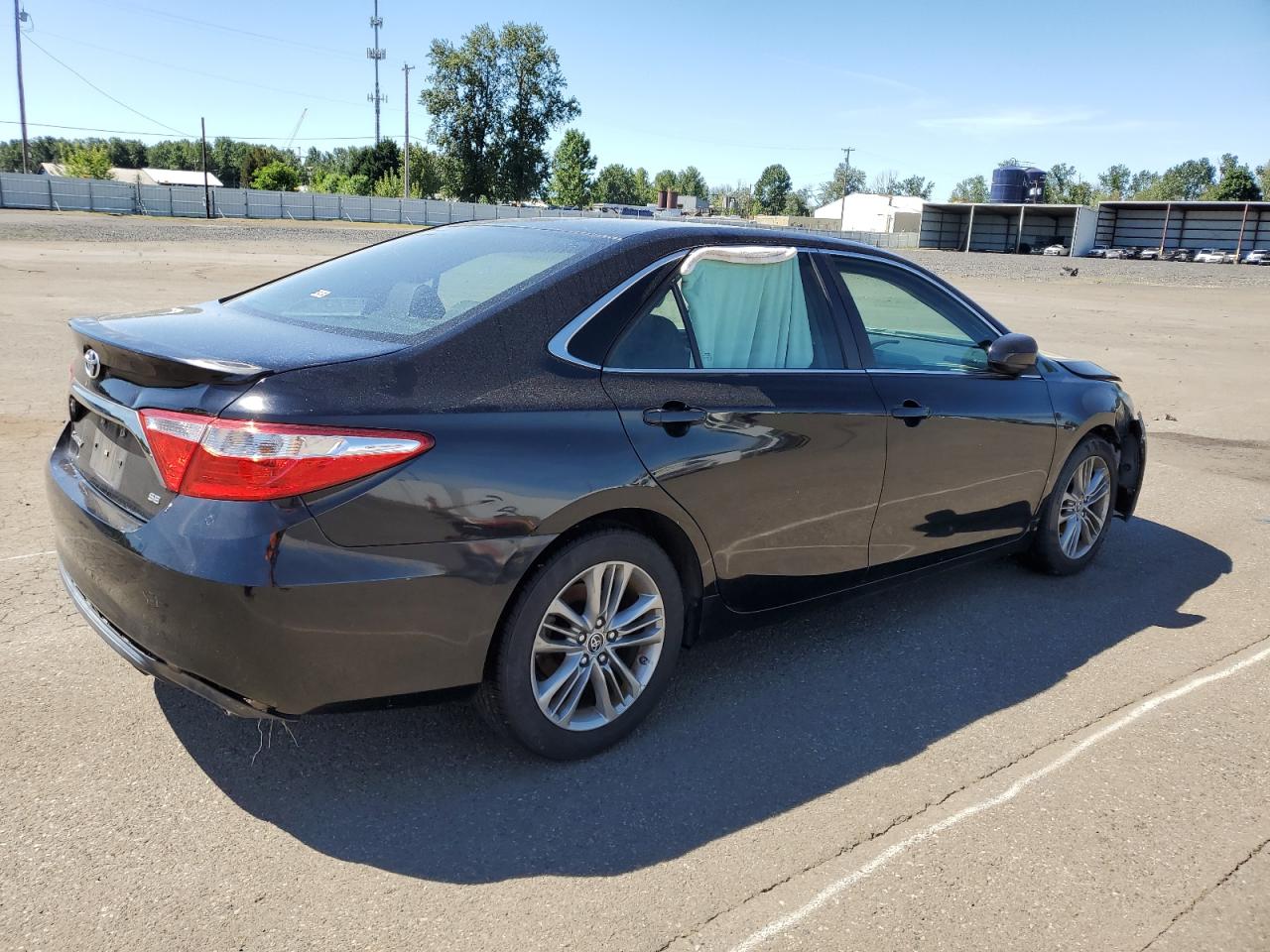 Photo 2 VIN: 4T1BF1FK2FU077763 - TOYOTA CAMRY 