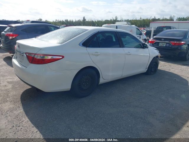 Photo 3 VIN: 4T1BF1FK2FU486491 - TOYOTA CAMRY 