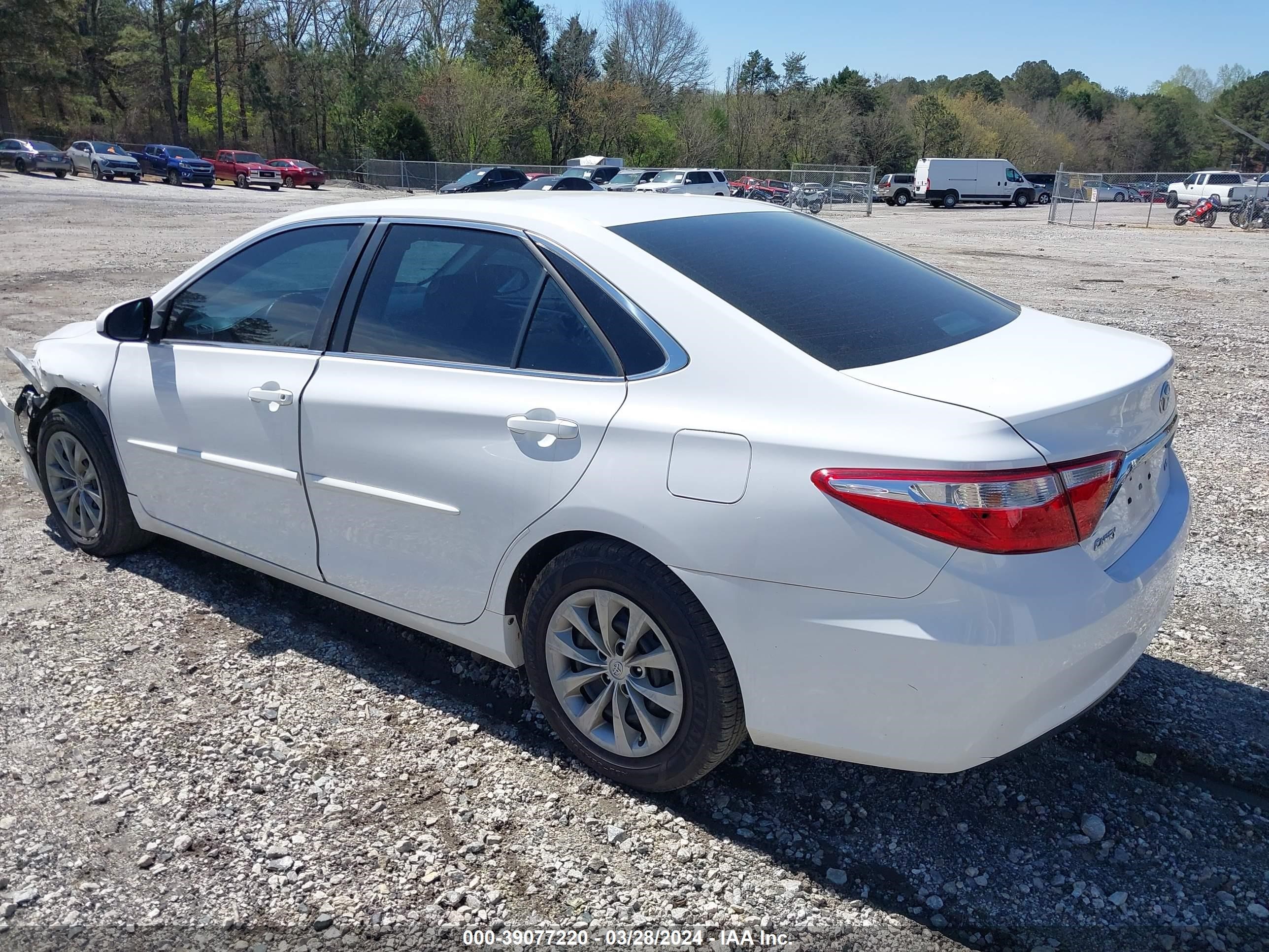 Photo 2 VIN: 4T1BF1FK2FU954199 - TOYOTA CAMRY 