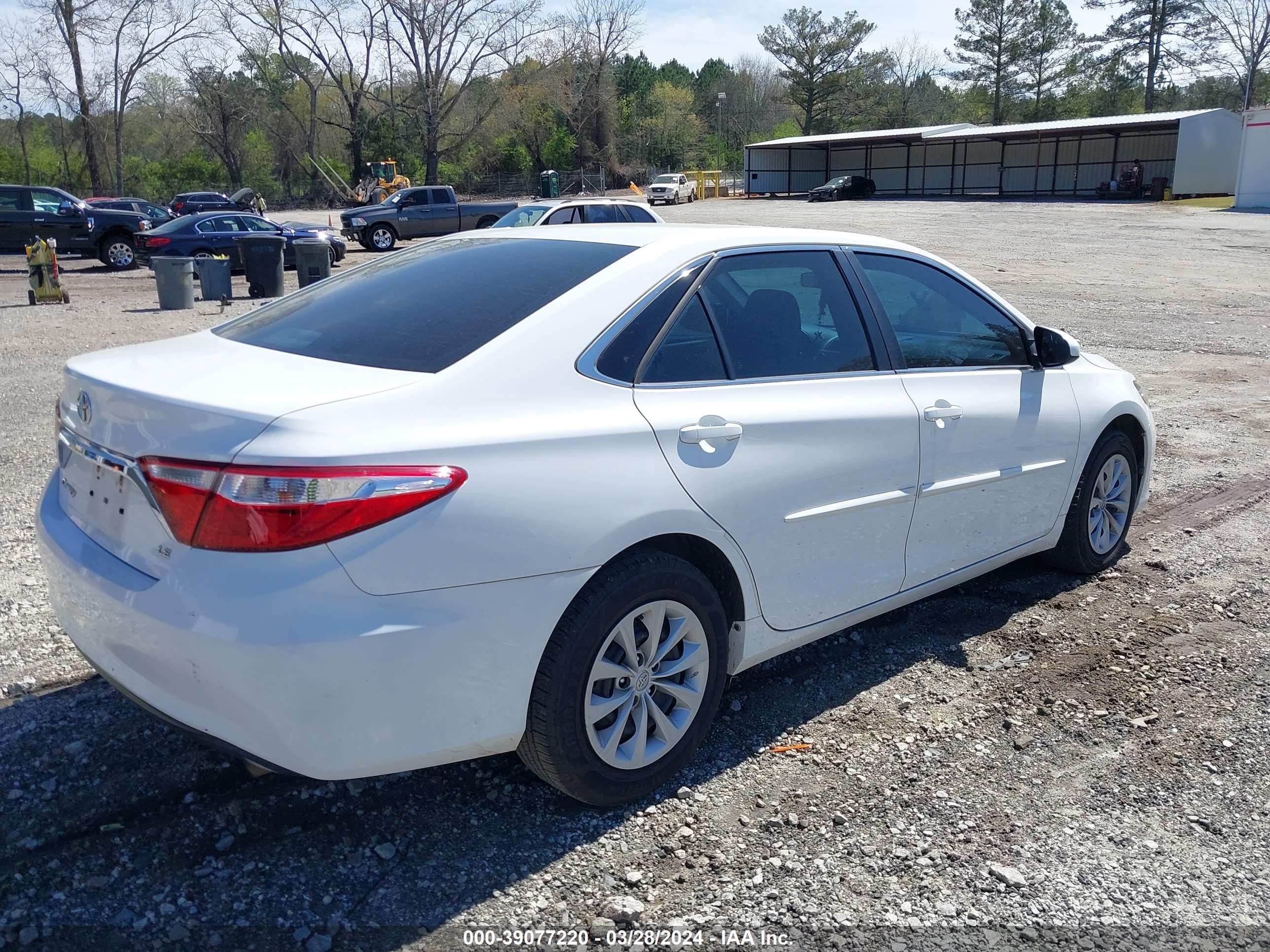 Photo 3 VIN: 4T1BF1FK2FU954199 - TOYOTA CAMRY 