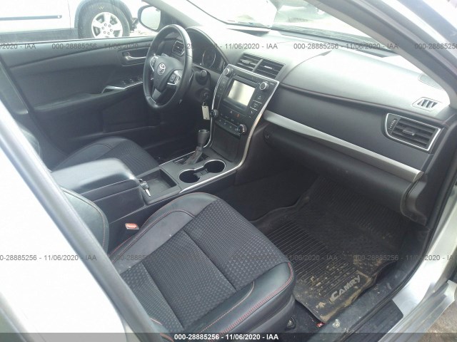 Photo 4 VIN: 4T1BF1FK2FU991768 - TOYOTA CAMRY 