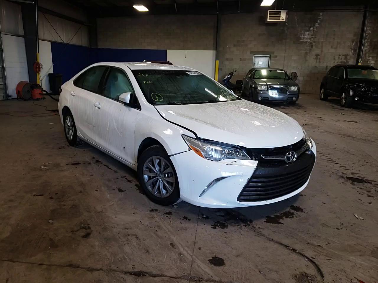 Photo 10 VIN: 4T1BF1FK2GU121486 - TOYOTA CAMRY LE 