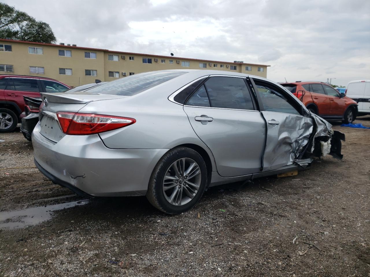 Photo 2 VIN: 4T1BF1FK2GU149174 - TOYOTA CAMRY 