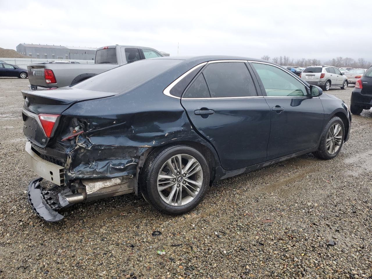 Photo 2 VIN: 4T1BF1FK2GU228117 - TOYOTA CAMRY 