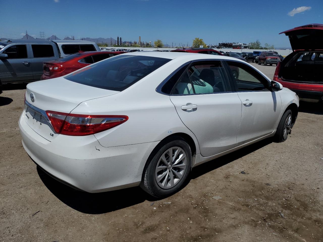 Photo 2 VIN: 4T1BF1FK2GU526957 - TOYOTA CAMRY 