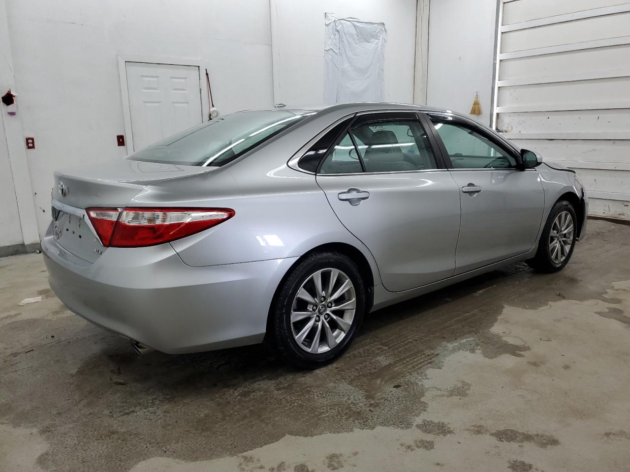 Photo 2 VIN: 4T1BF1FK2GU606193 - TOYOTA CAMRY 