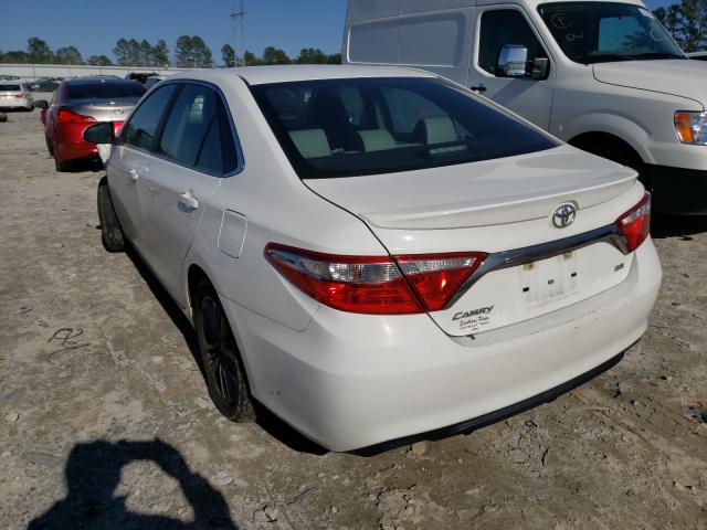 Photo 2 VIN: 4T1BF1FK2HU400129 - TOYOTA CAMRY LE 