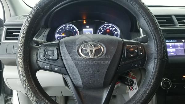 Photo 12 VIN: 4T1BF1FK2HU403094 - TOYOTA CAMRY 