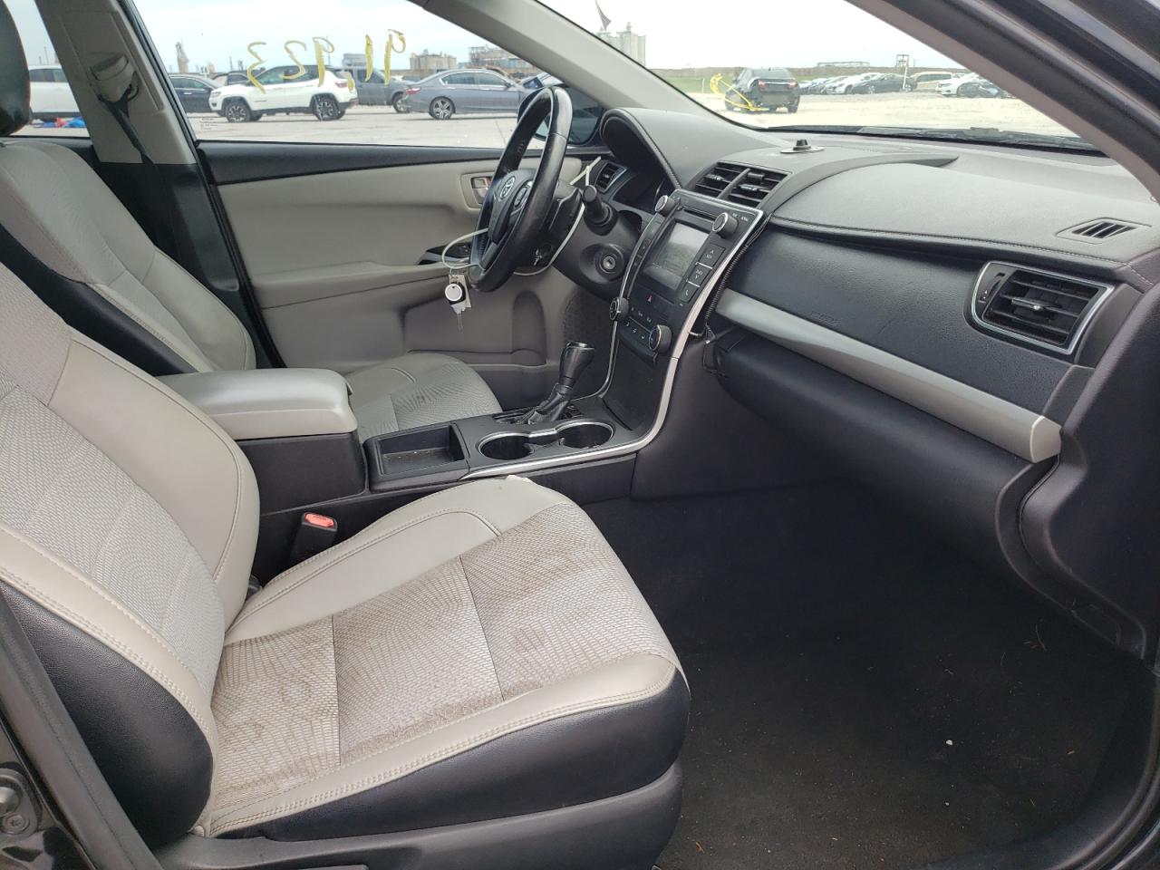 Photo 4 VIN: 4T1BF1FK2HU615946 - TOYOTA CAMRY 