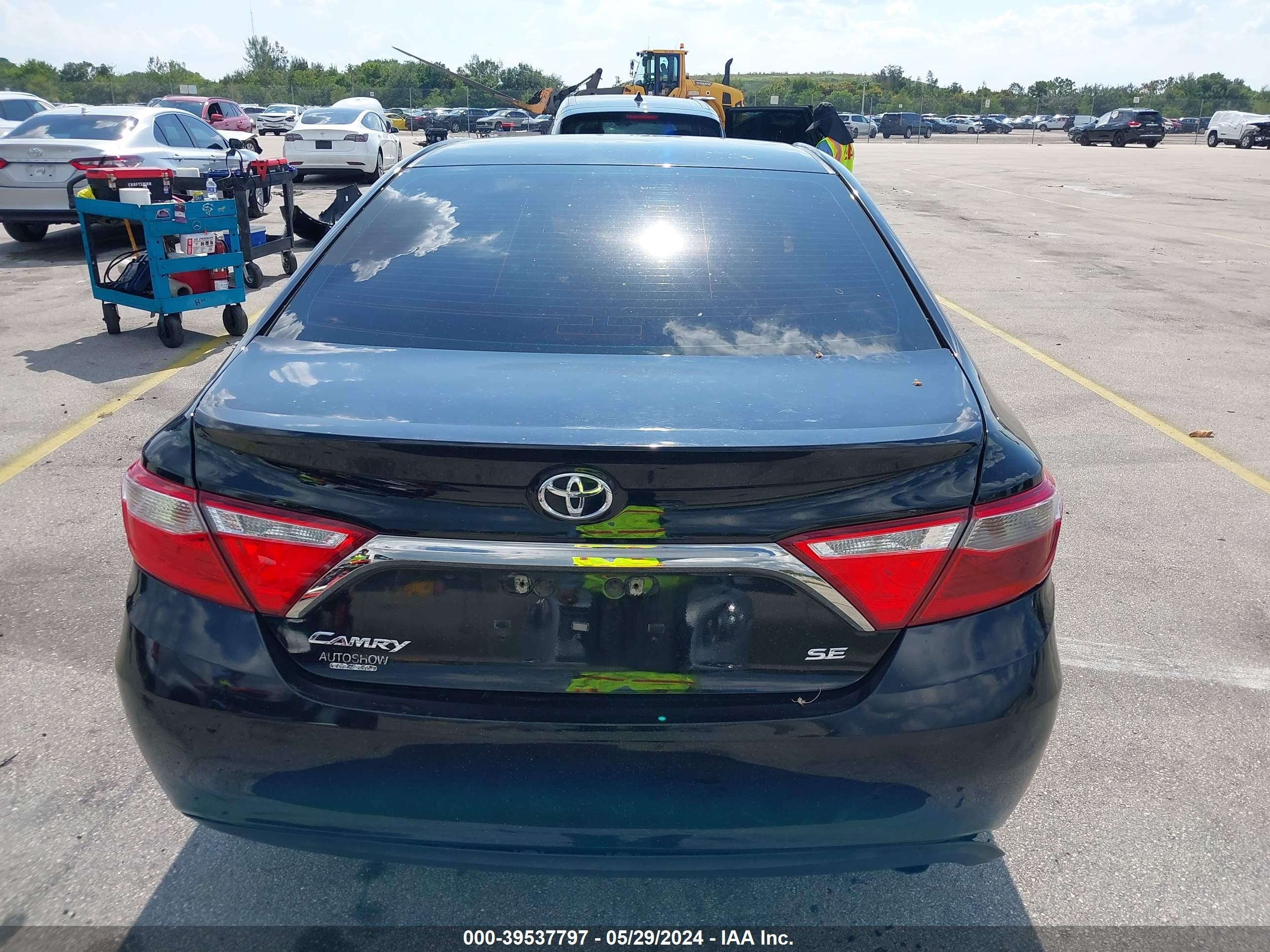 Photo 15 VIN: 4T1BF1FK2HU676049 - TOYOTA CAMRY 