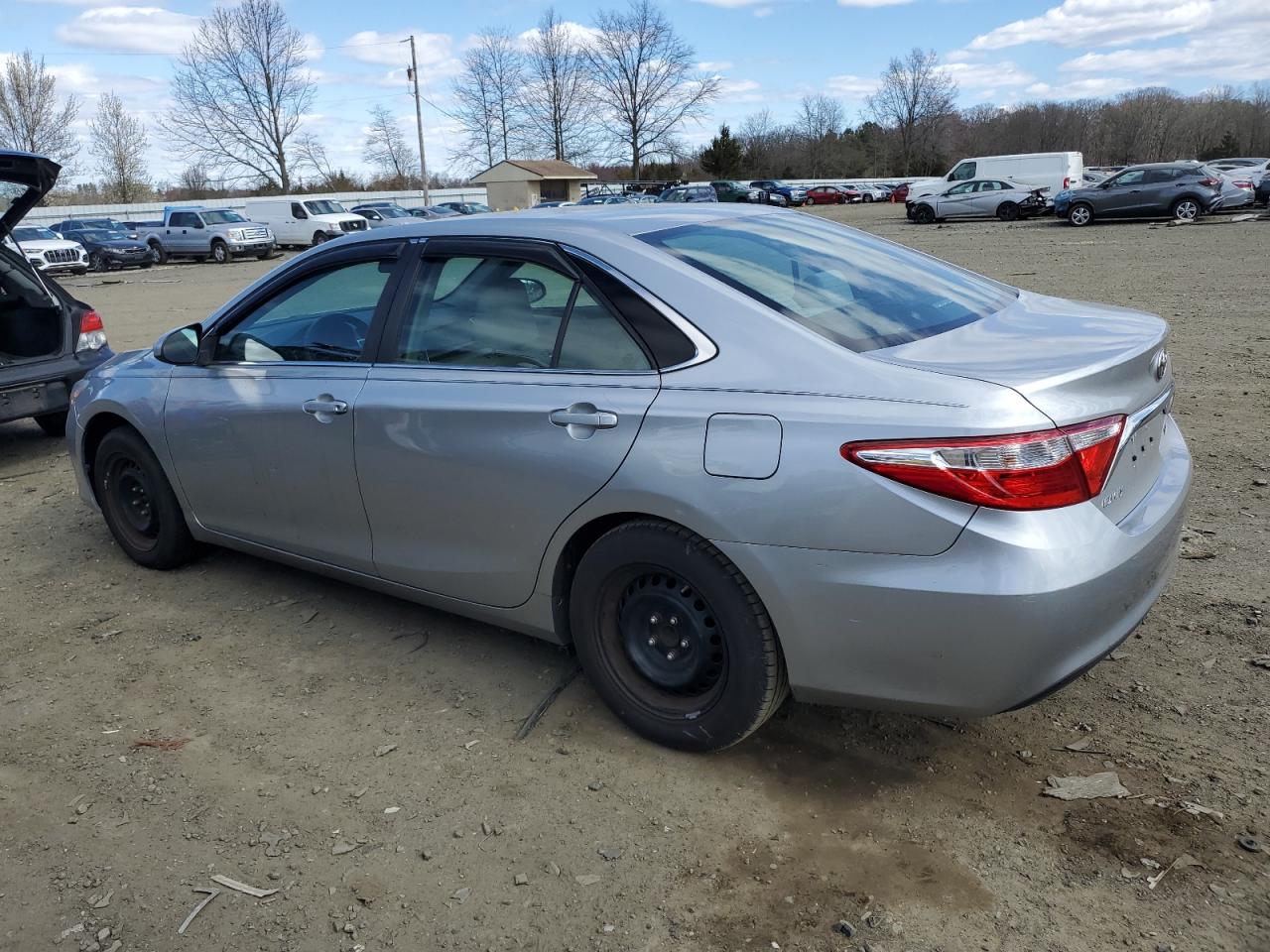 Photo 1 VIN: 4T1BF1FK2HU681641 - TOYOTA CAMRY 