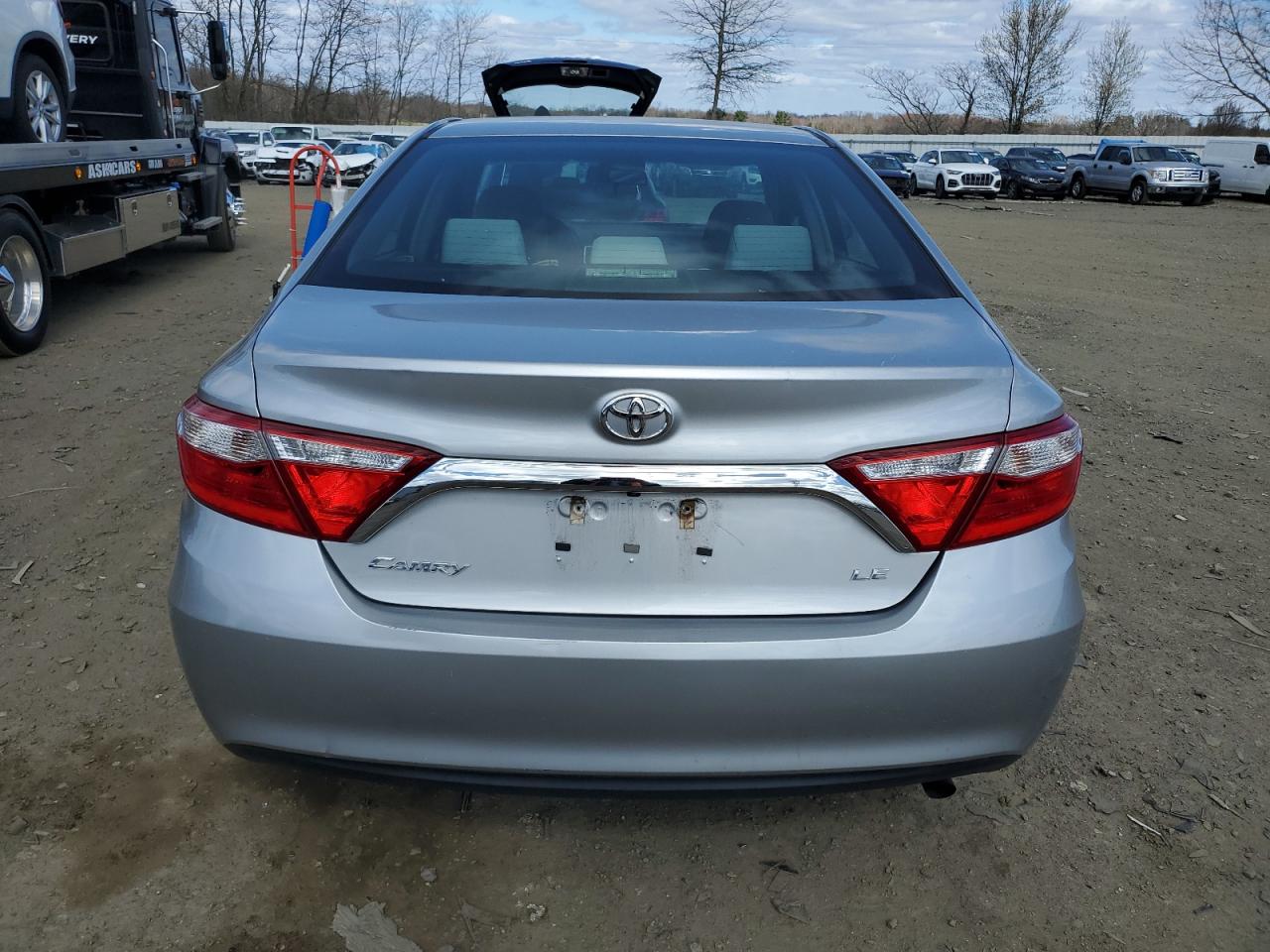 Photo 5 VIN: 4T1BF1FK2HU681641 - TOYOTA CAMRY 