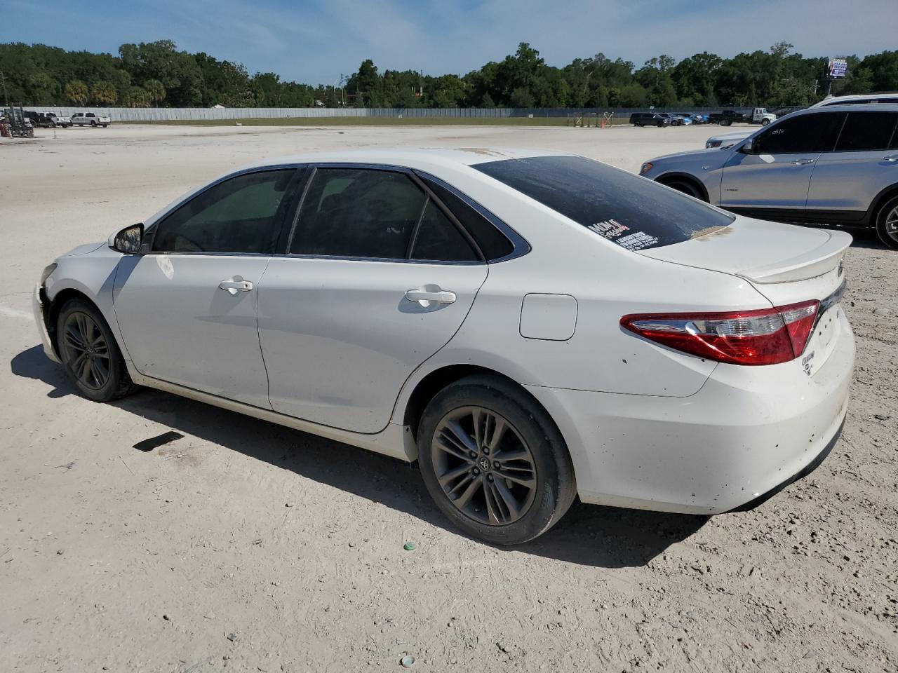 Photo 1 VIN: 4T1BF1FK2HU691375 - TOYOTA CAMRY 