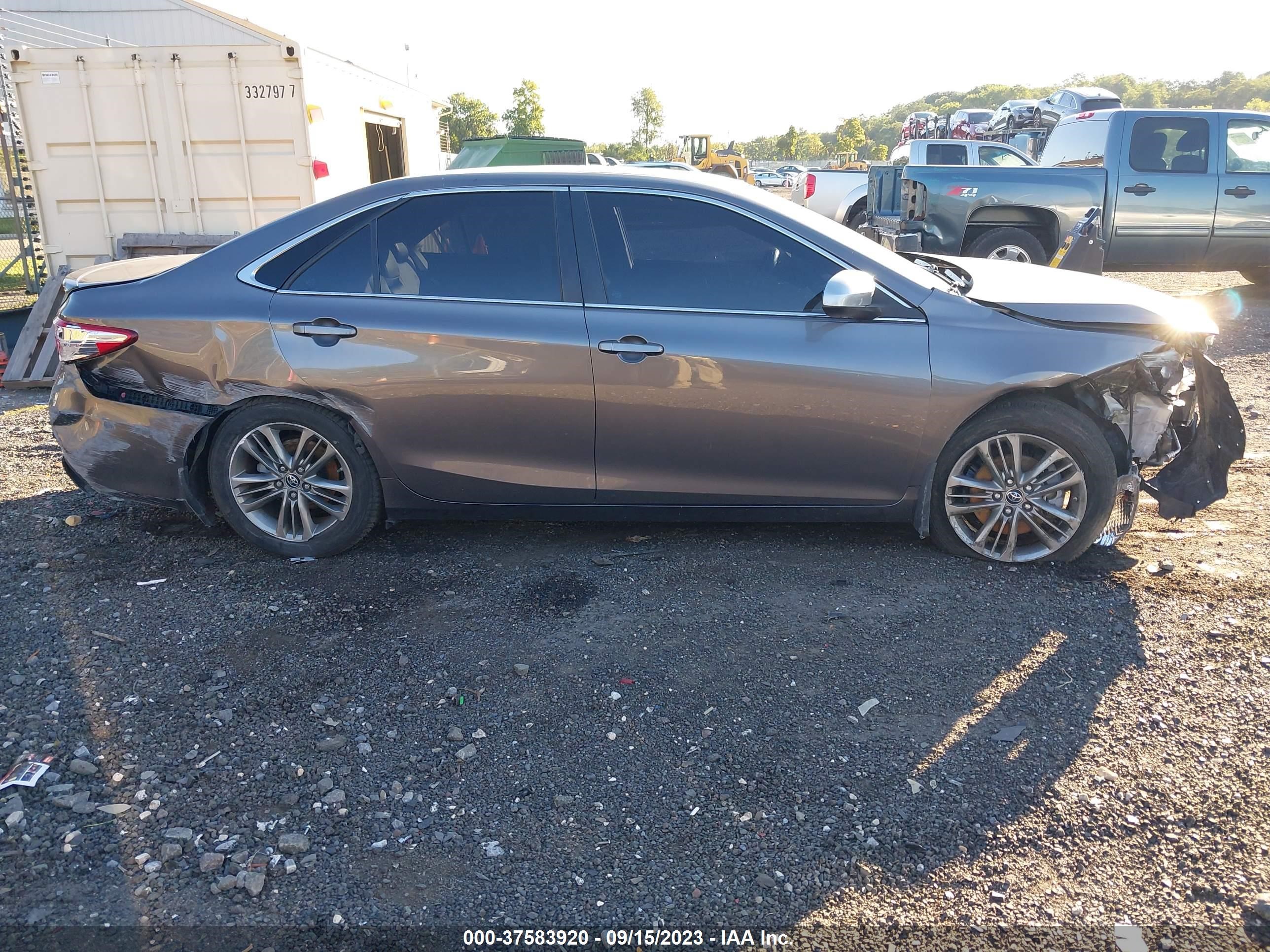 Photo 12 VIN: 4T1BF1FK2HU741286 - TOYOTA CAMRY 