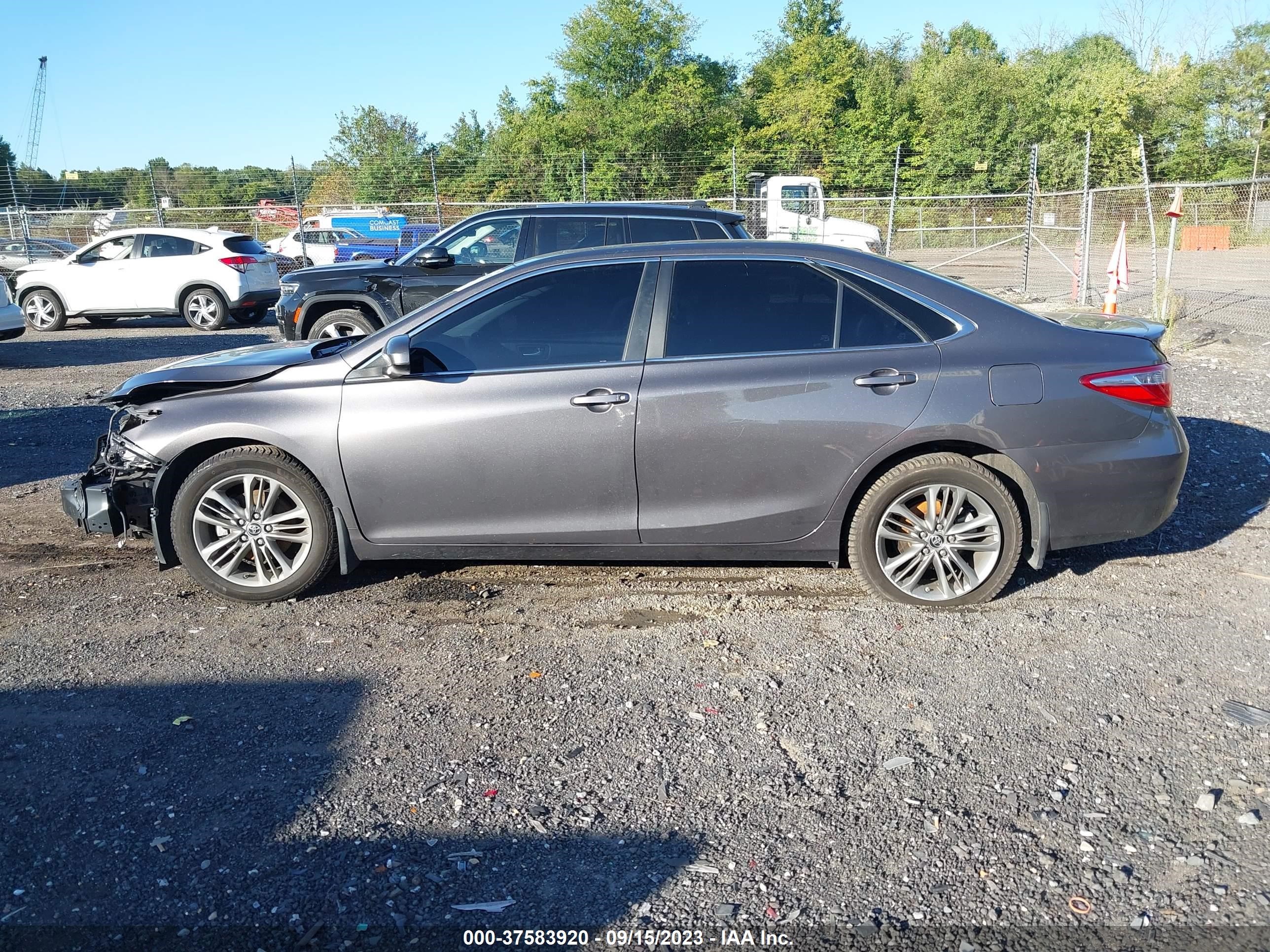 Photo 13 VIN: 4T1BF1FK2HU741286 - TOYOTA CAMRY 