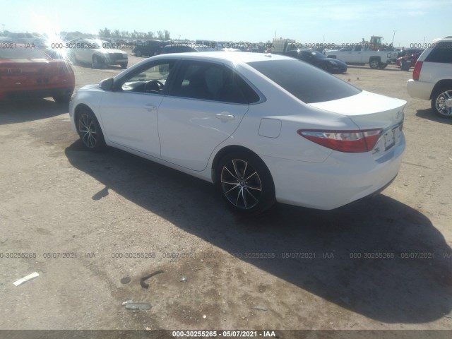 Photo 2 VIN: 4T1BF1FK2HU758881 - TOYOTA CAMRY 