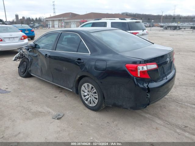 Photo 2 VIN: 4T1BF1FK3CU024985 - TOYOTA CAMRY 