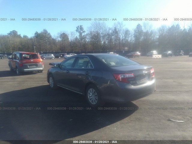 Photo 2 VIN: 4T1BF1FK3CU041737 - TOYOTA CAMRY 