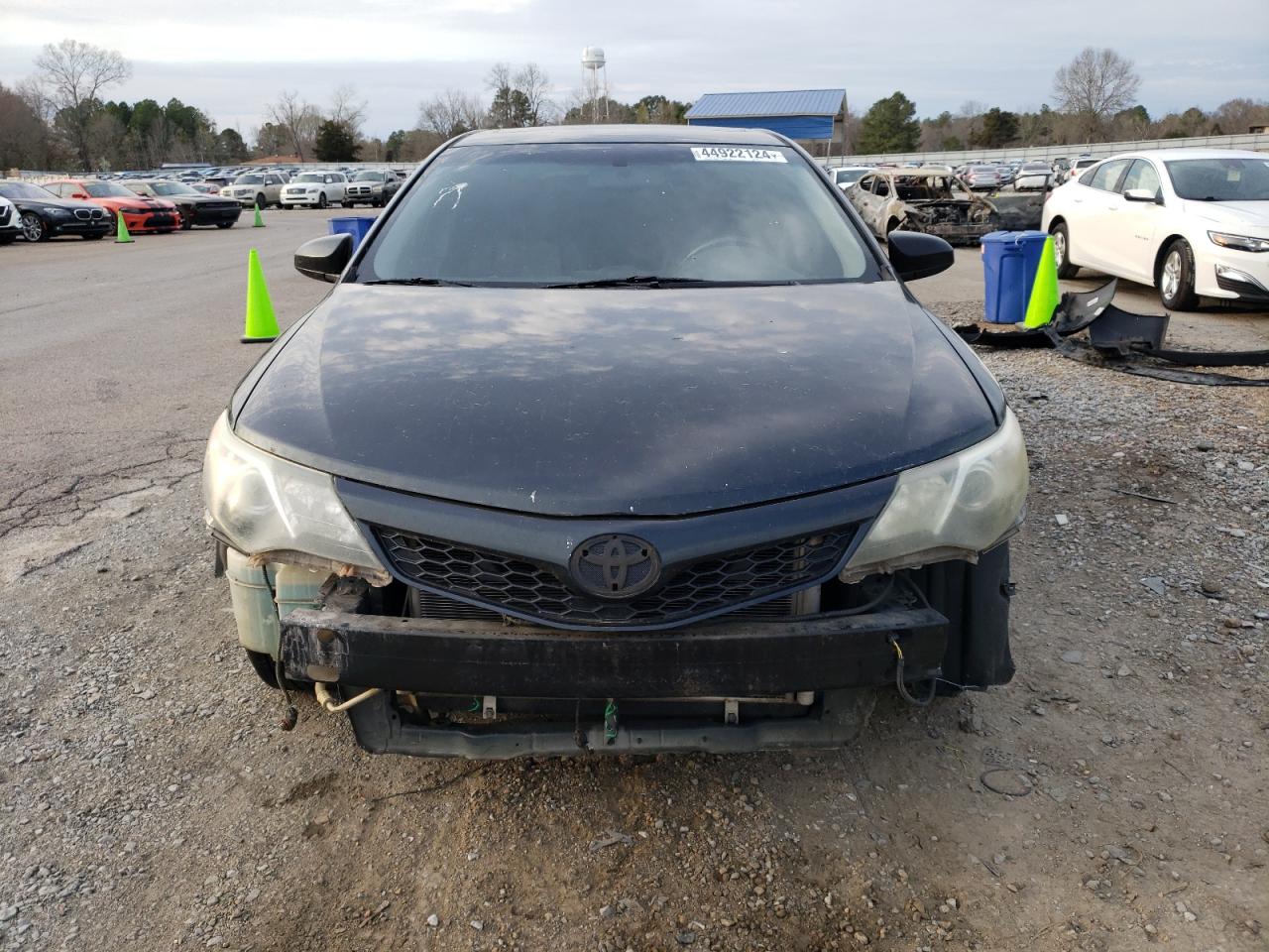 Photo 4 VIN: 4T1BF1FK3CU055153 - TOYOTA CAMRY 