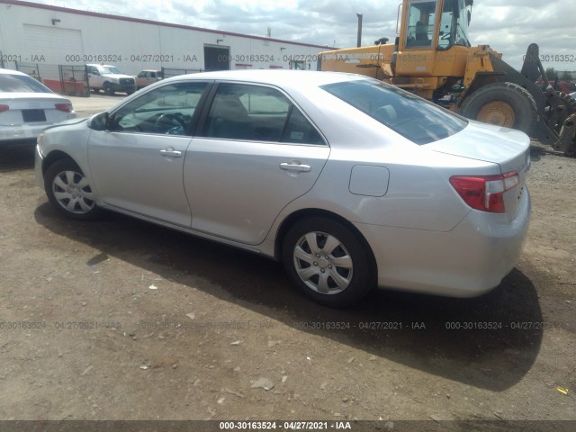 Photo 2 VIN: 4T1BF1FK3CU064080 - TOYOTA CAMRY 