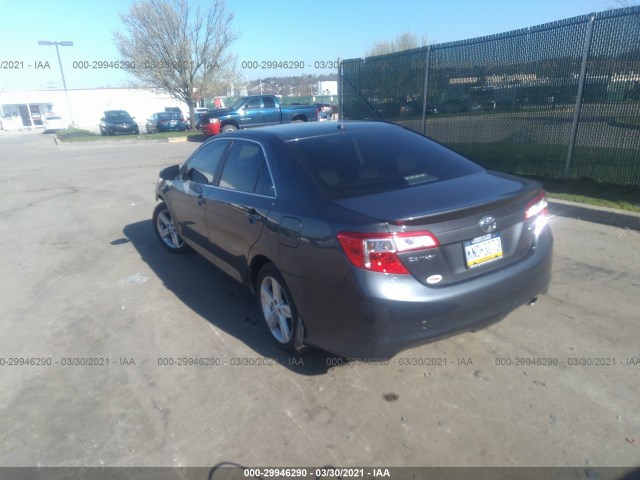 Photo 2 VIN: 4T1BF1FK3CU092378 - TOYOTA CAMRY 