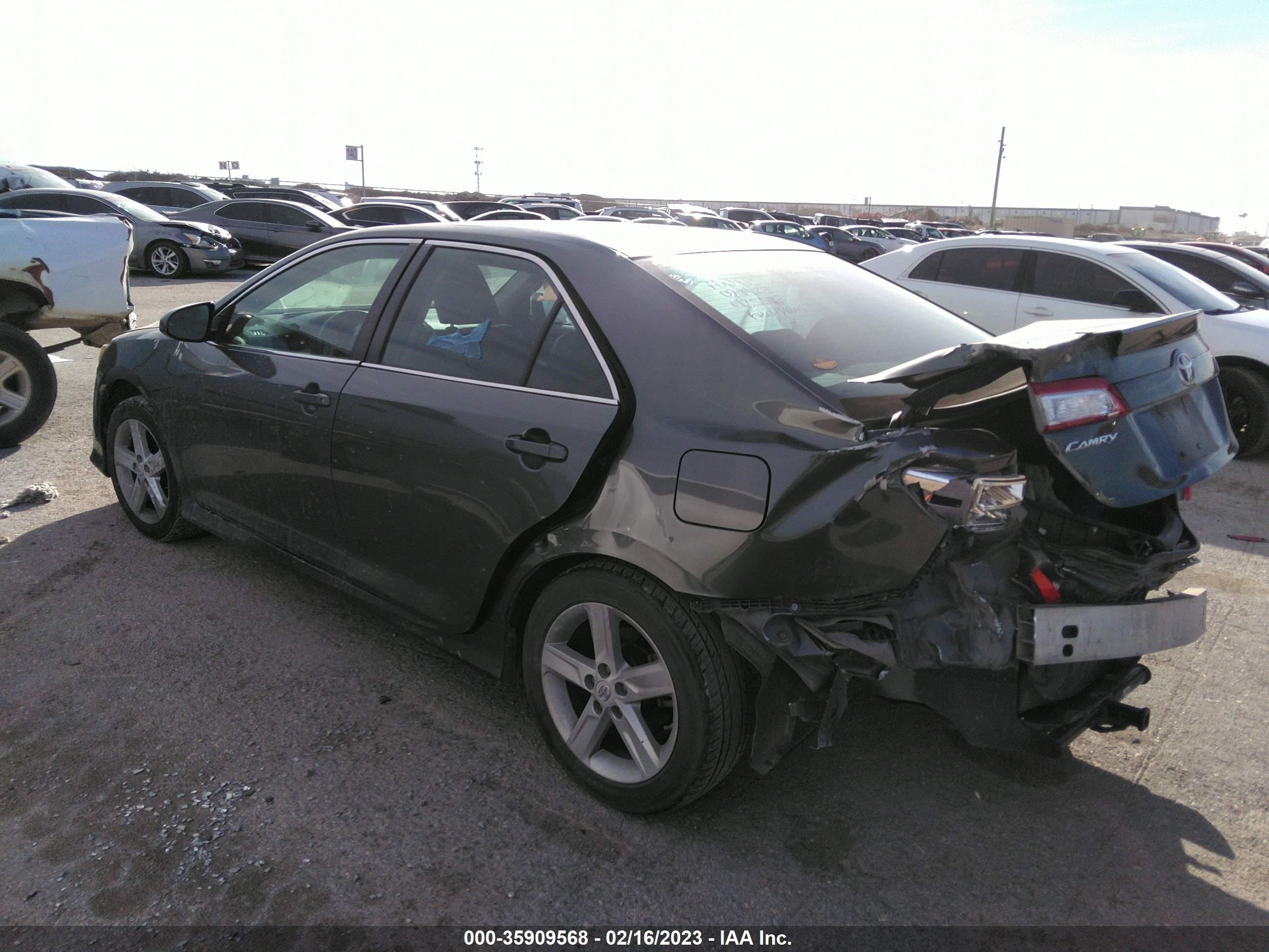 Photo 2 VIN: 4T1BF1FK3CU098391 - TOYOTA CAMRY 