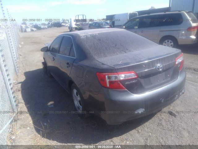 Photo 2 VIN: 4T1BF1FK3CU100690 - TOYOTA CAMRY 