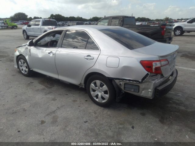 Photo 2 VIN: 4T1BF1FK3CU141188 - TOYOTA CAMRY 