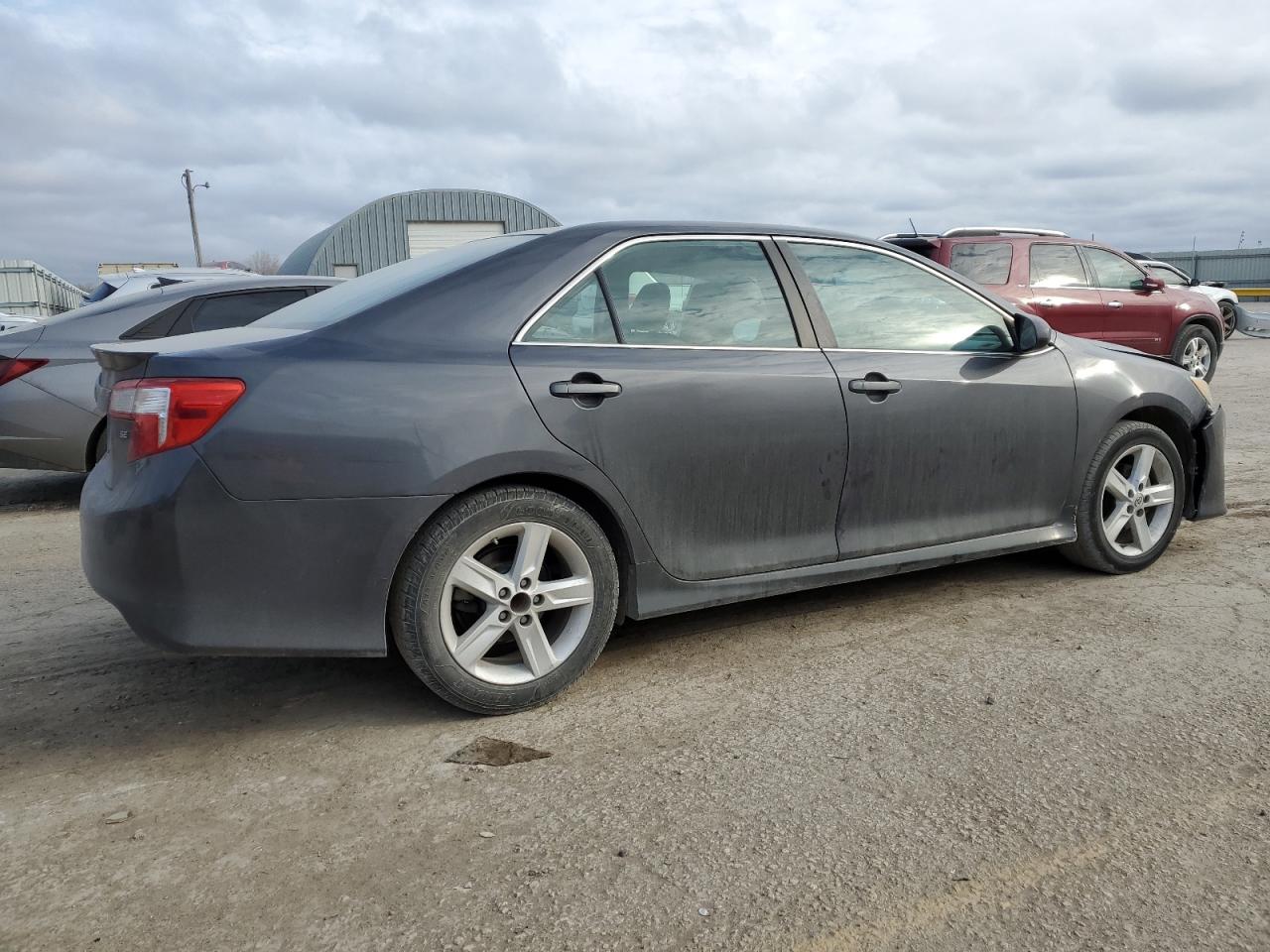 Photo 2 VIN: 4T1BF1FK3CU150716 - TOYOTA CAMRY 