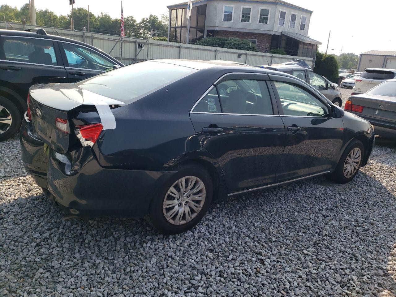 Photo 2 VIN: 4T1BF1FK3CU159867 - TOYOTA CAMRY 