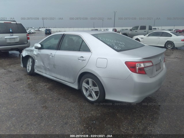 Photo 2 VIN: 4T1BF1FK3CU162008 - TOYOTA CAMRY 