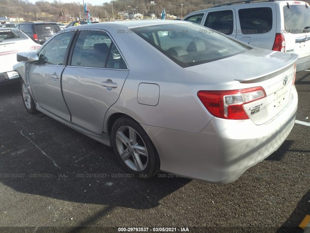 Photo 2 VIN: 4T1BF1FK3CU170819 - TOYOTA CAMRY 