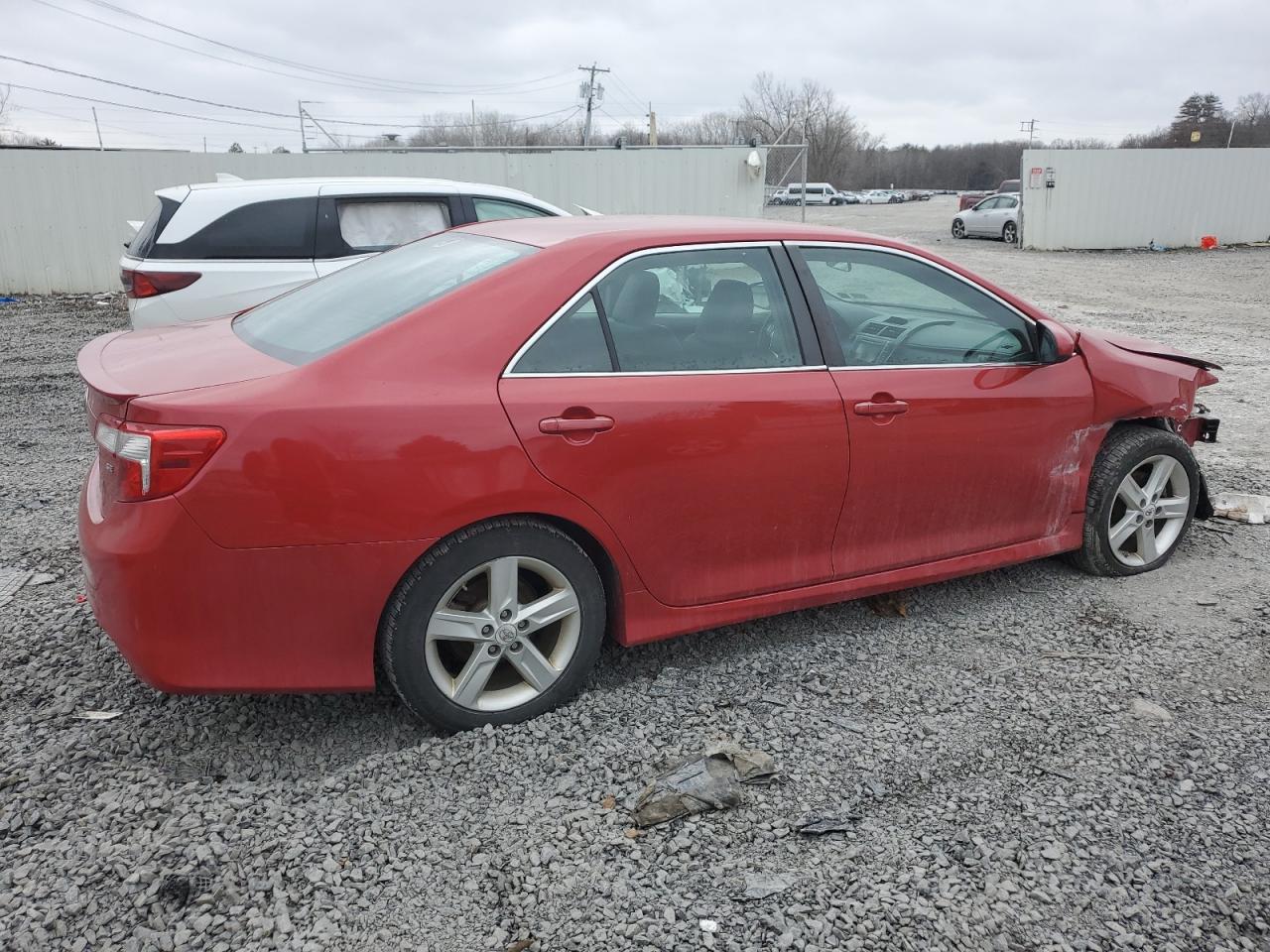 Photo 2 VIN: 4T1BF1FK3CU509370 - TOYOTA CAMRY 