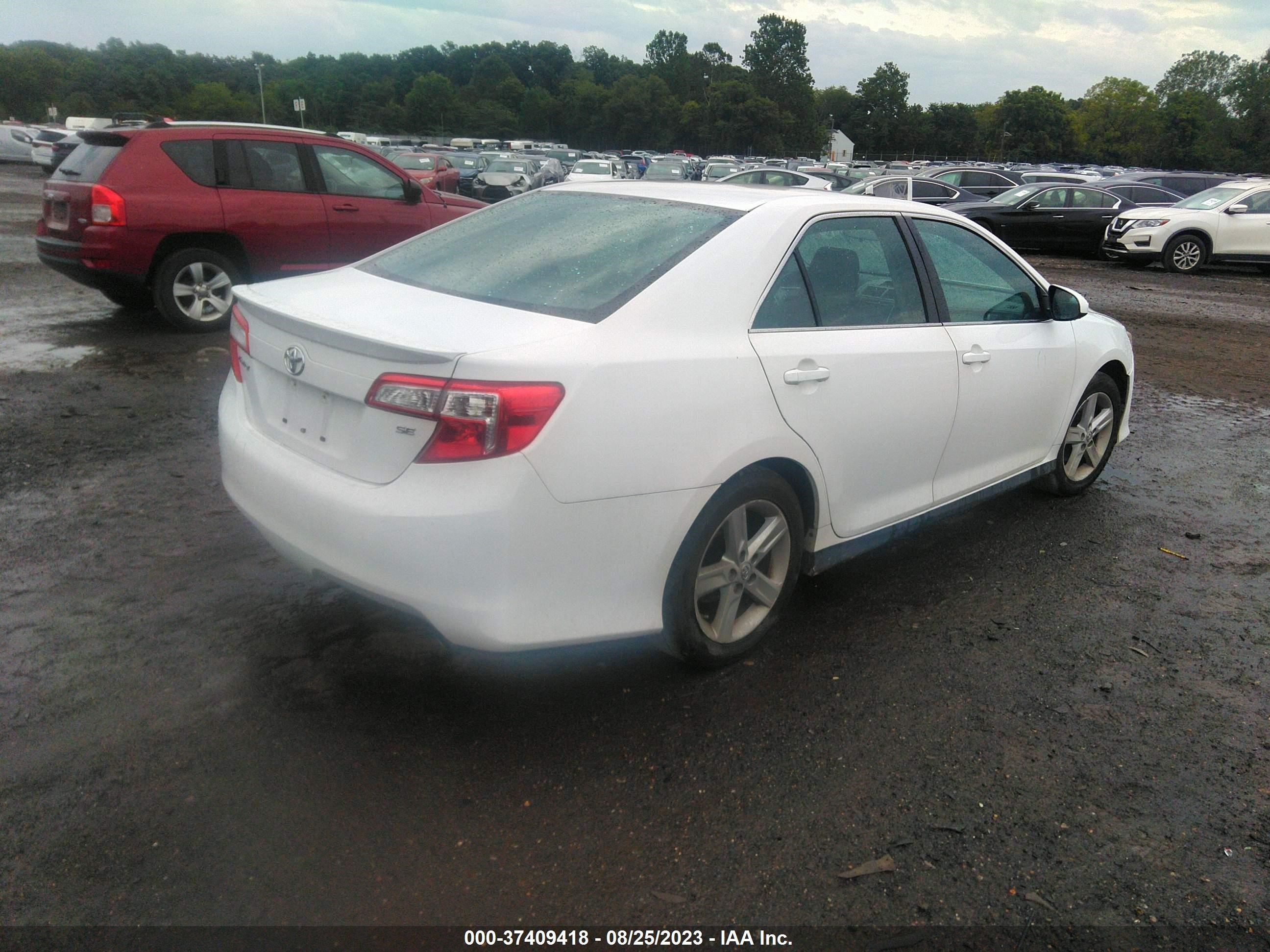 Photo 3 VIN: 4T1BF1FK3CU563316 - TOYOTA CAMRY 