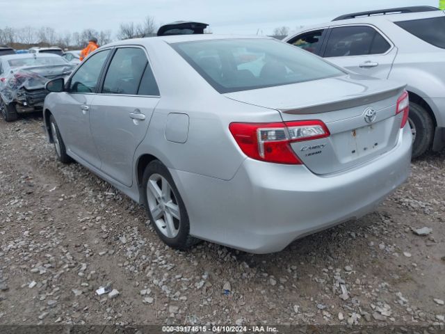 Photo 2 VIN: 4T1BF1FK3DU215582 - TOYOTA CAMRY 