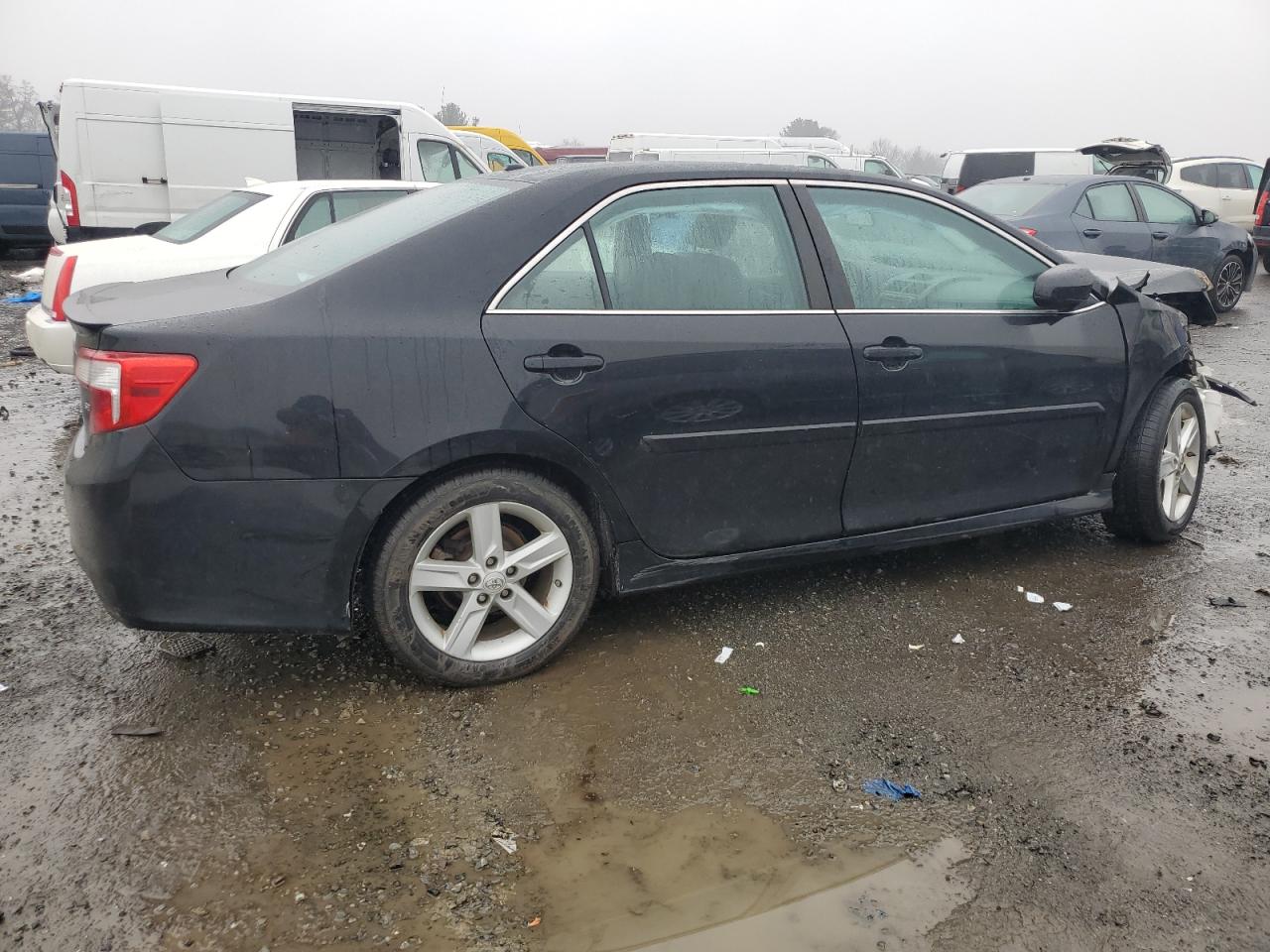 Photo 2 VIN: 4T1BF1FK3DU235816 - TOYOTA CAMRY 