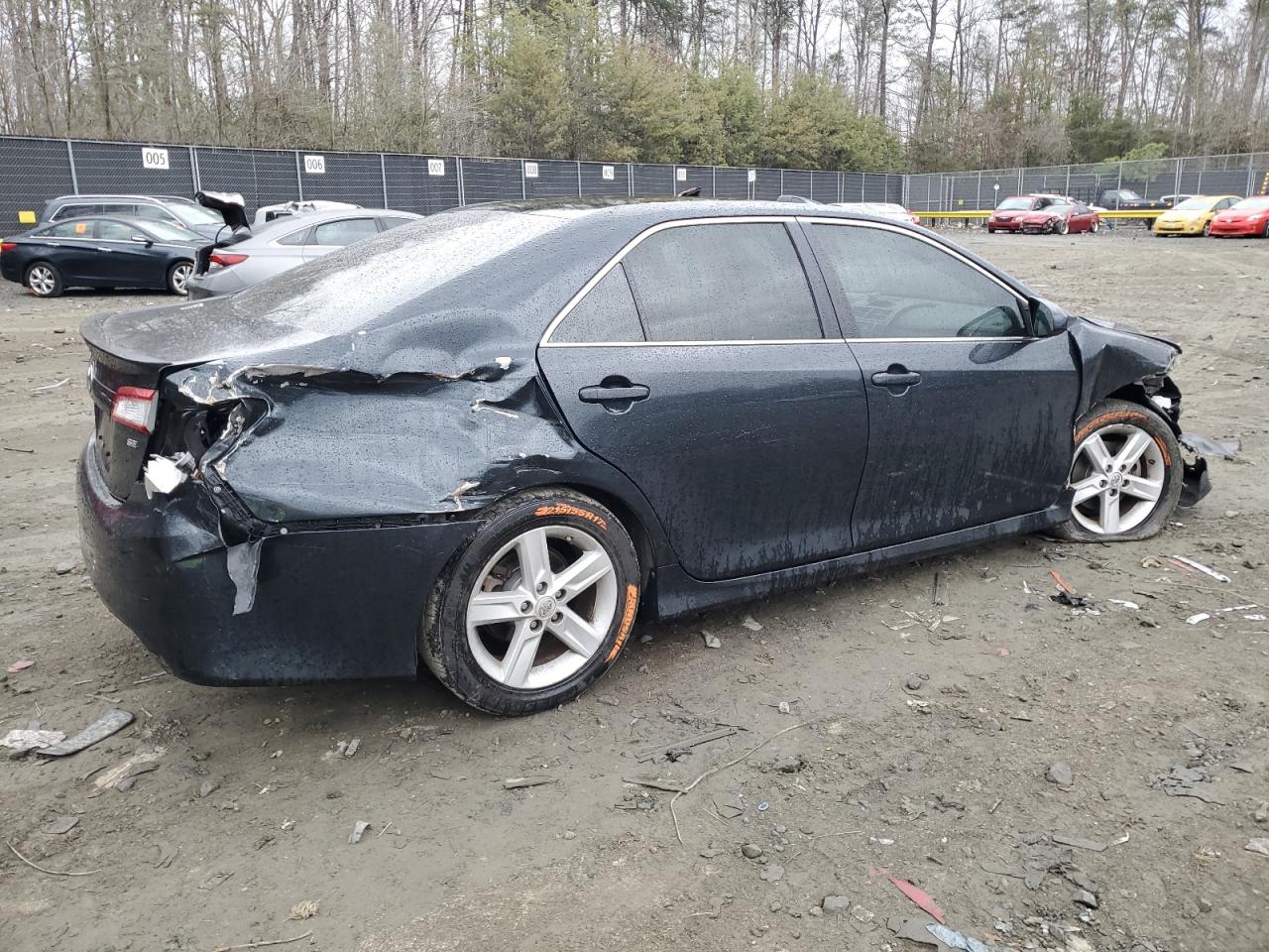 Photo 2 VIN: 4T1BF1FK3DU251126 - TOYOTA CAMRY 