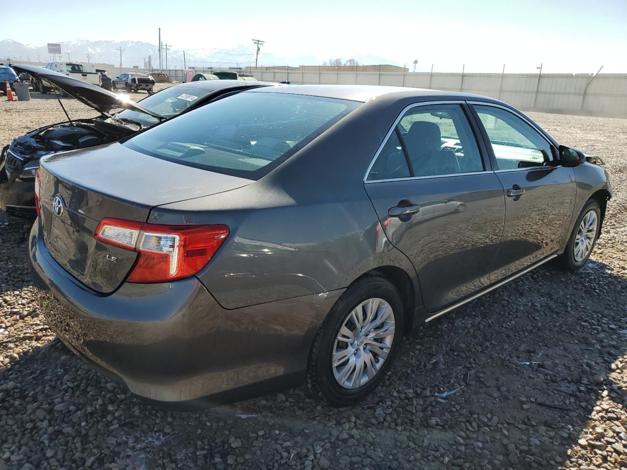 Photo 2 VIN: 4T1BF1FK3DU274910 - TOYOTA CAMRY 