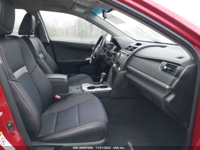 Photo 4 VIN: 4T1BF1FK3DU701227 - TOYOTA CAMRY 