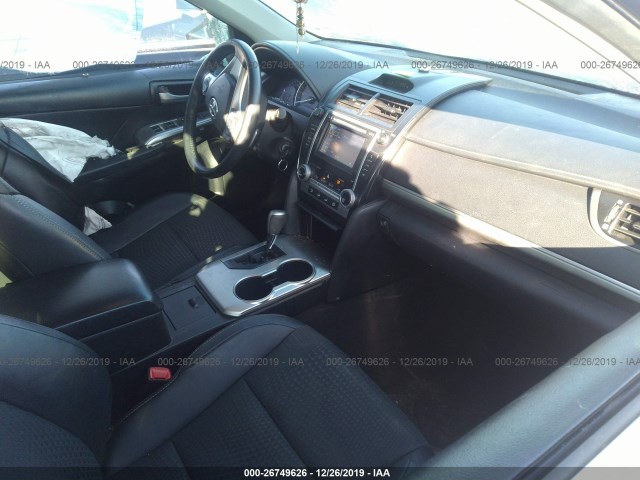 Photo 4 VIN: 4T1BF1FK3DU704483 - TOYOTA CAMRY 