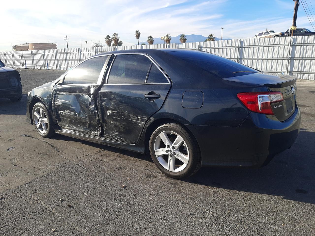 Photo 1 VIN: 4T1BF1FK3EU302528 - TOYOTA CAMRY 