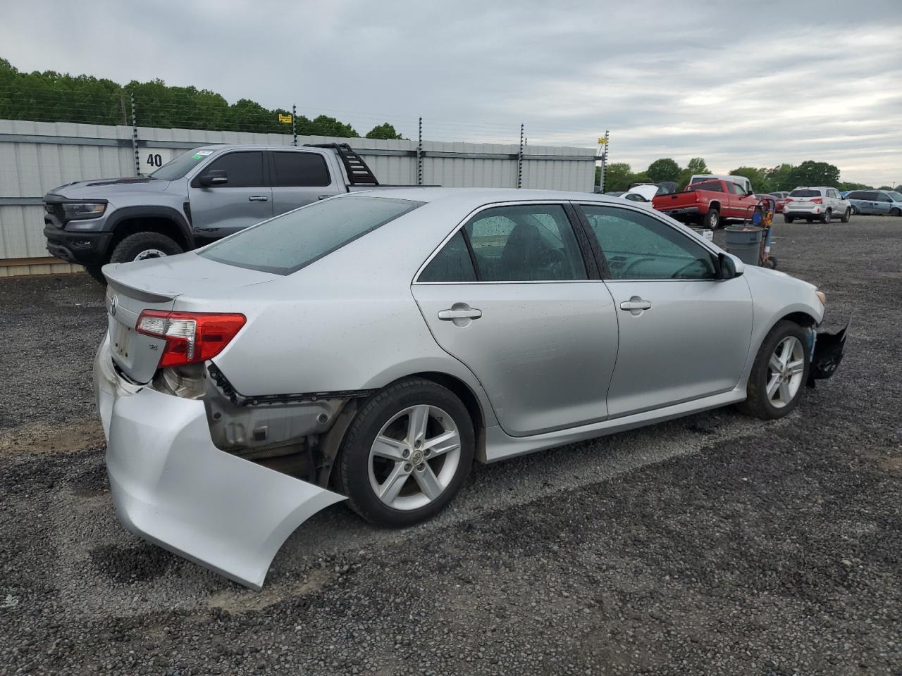 Photo 2 VIN: 4T1BF1FK3EU320186 - TOYOTA CAMRY 