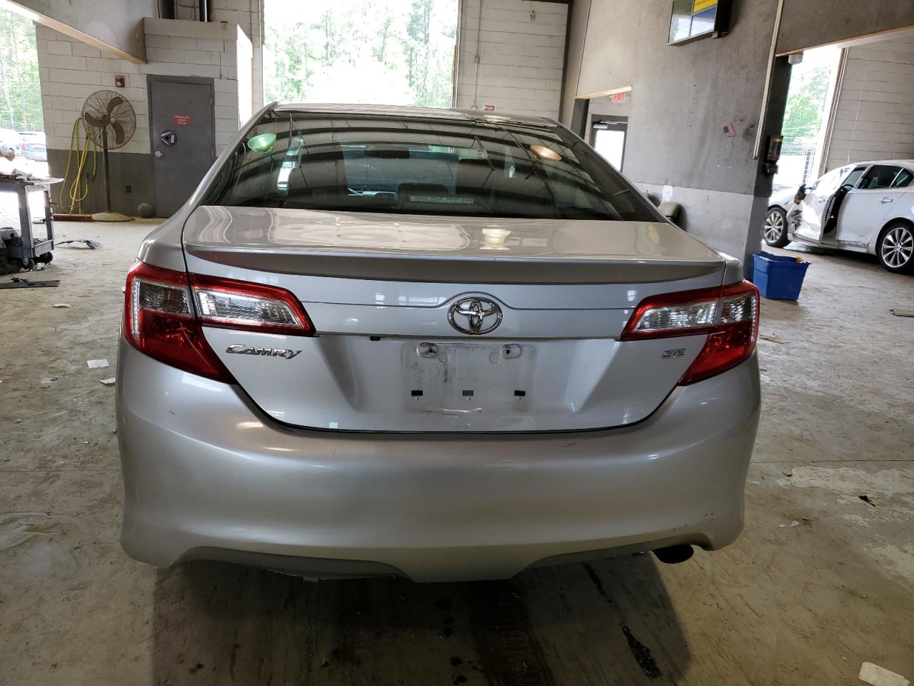 Photo 5 VIN: 4T1BF1FK3EU422703 - TOYOTA CAMRY 