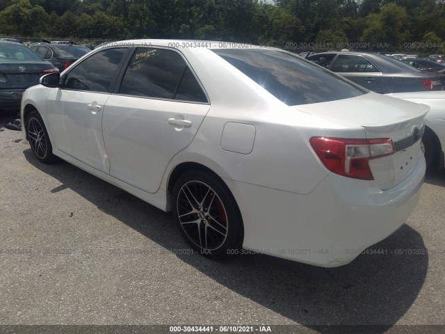 Photo 2 VIN: 4T1BF1FK3EU450405 - TOYOTA CAMRY 