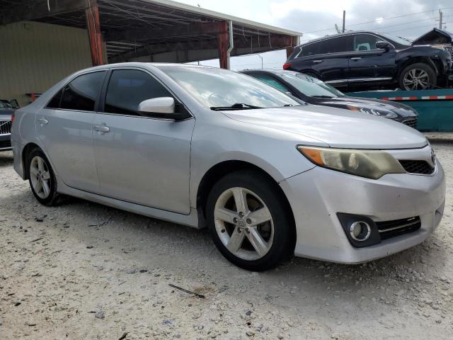 Photo 3 VIN: 4T1BF1FK3EU455037 - TOYOTA CAMRY 