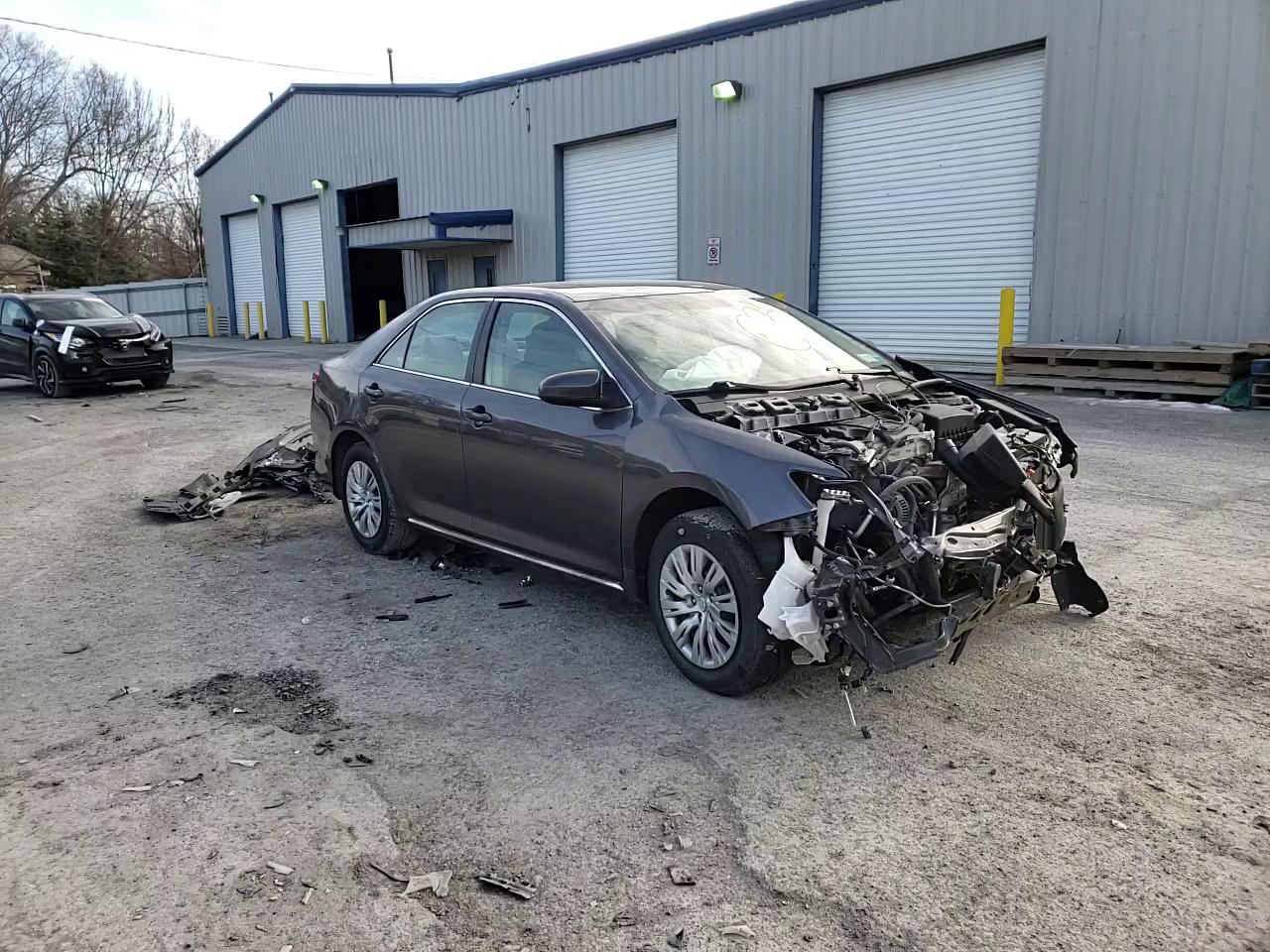 Photo 10 VIN: 4T1BF1FK3EU459556 - TOYOTA CAMRY L 