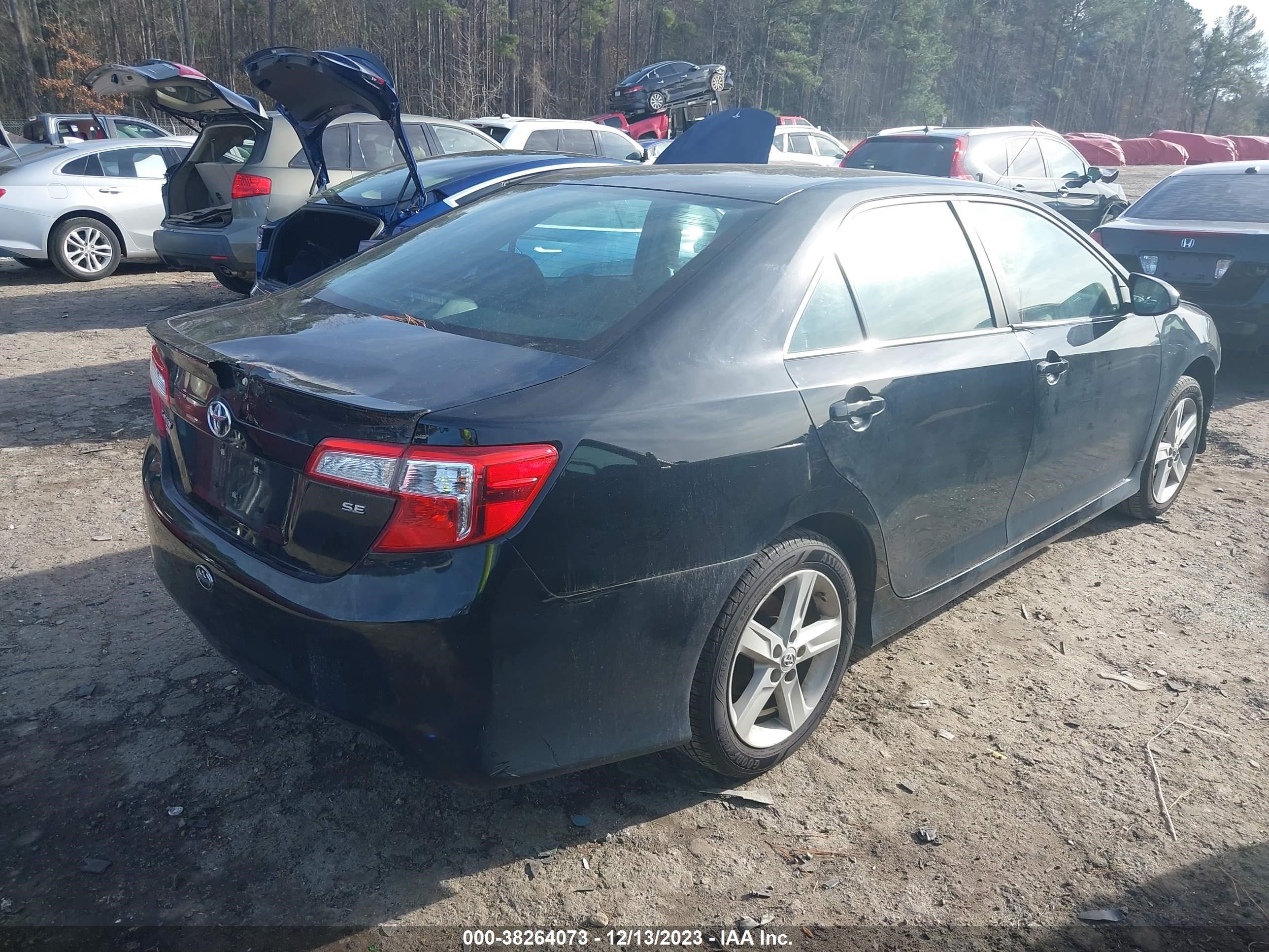 Photo 3 VIN: 4T1BF1FK3EU784840 - TOYOTA CAMRY 