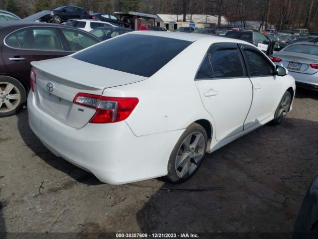 Photo 3 VIN: 4T1BF1FK3EU797667 - TOYOTA CAMRY 