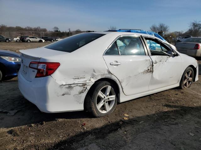 Photo 2 VIN: 4T1BF1FK3EU815133 - TOYOTA CAMRY 