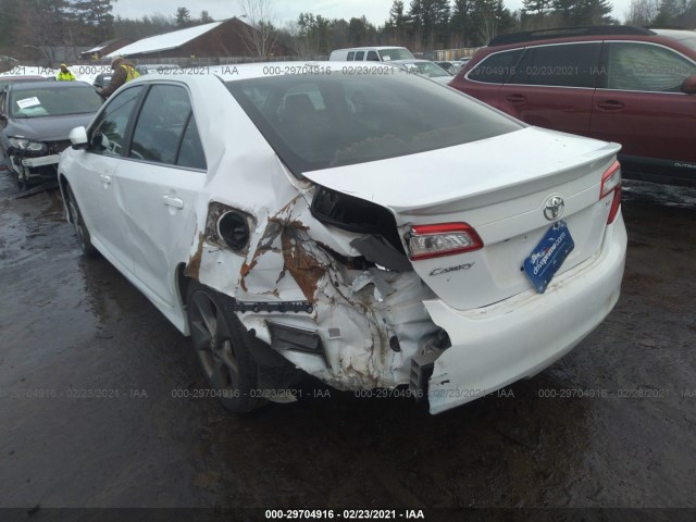 Photo 2 VIN: 4T1BF1FK3EU820512 - TOYOTA CAMRY 